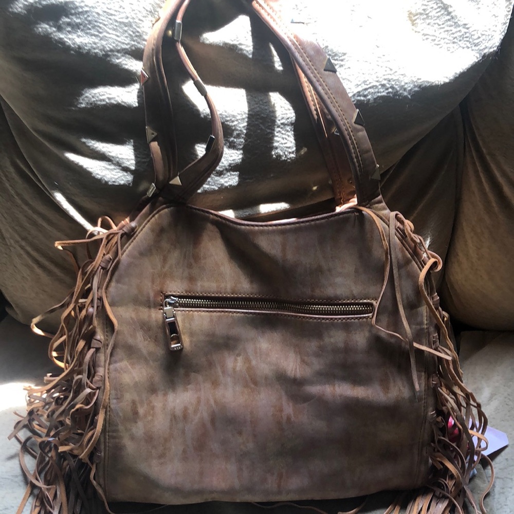 Big shoulder purse